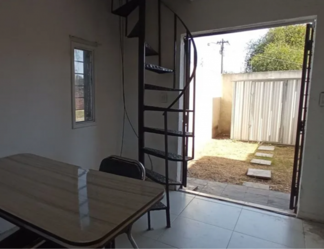 Venta Duplex 2 amb. c/cochera
