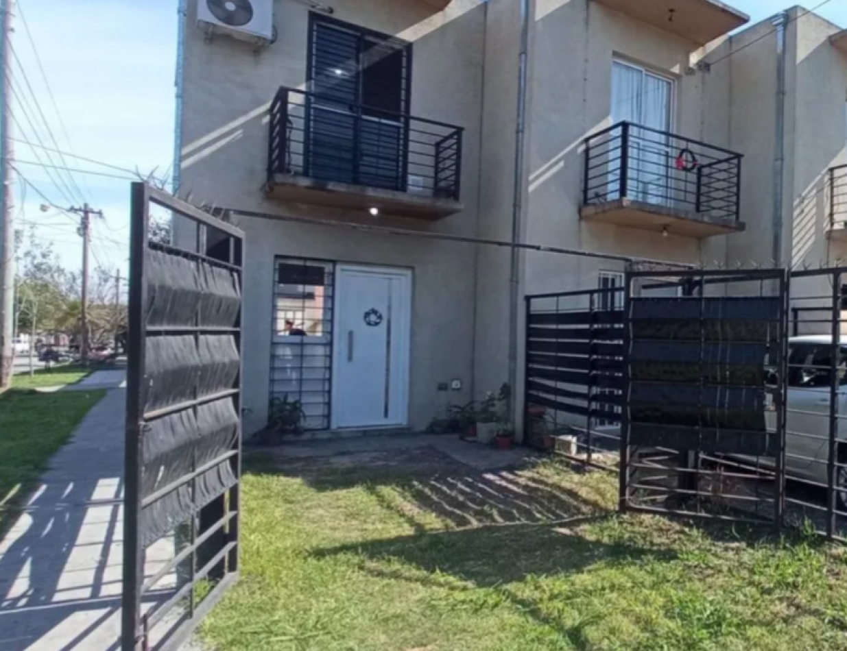 Venta Duplex 2 amb. c/cochera