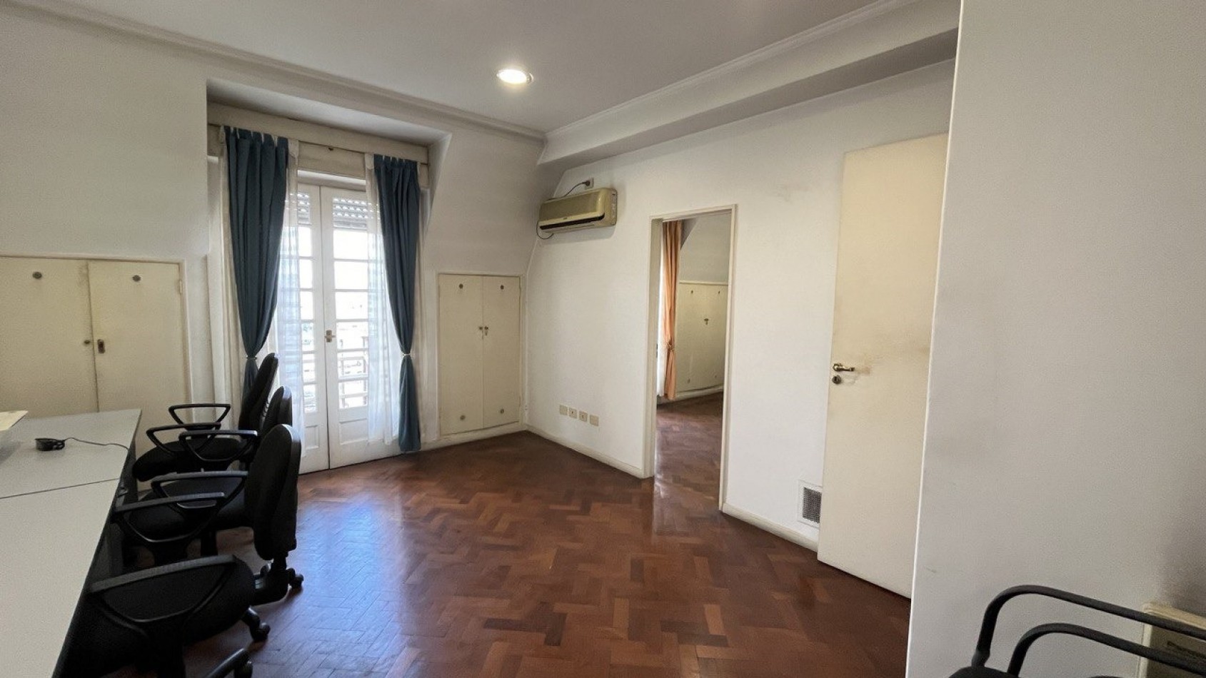 DEPARTAMENTO 4 AMBIENTES EN AV BELGRANO APTO PROFESIONAL - APTO CREDITO