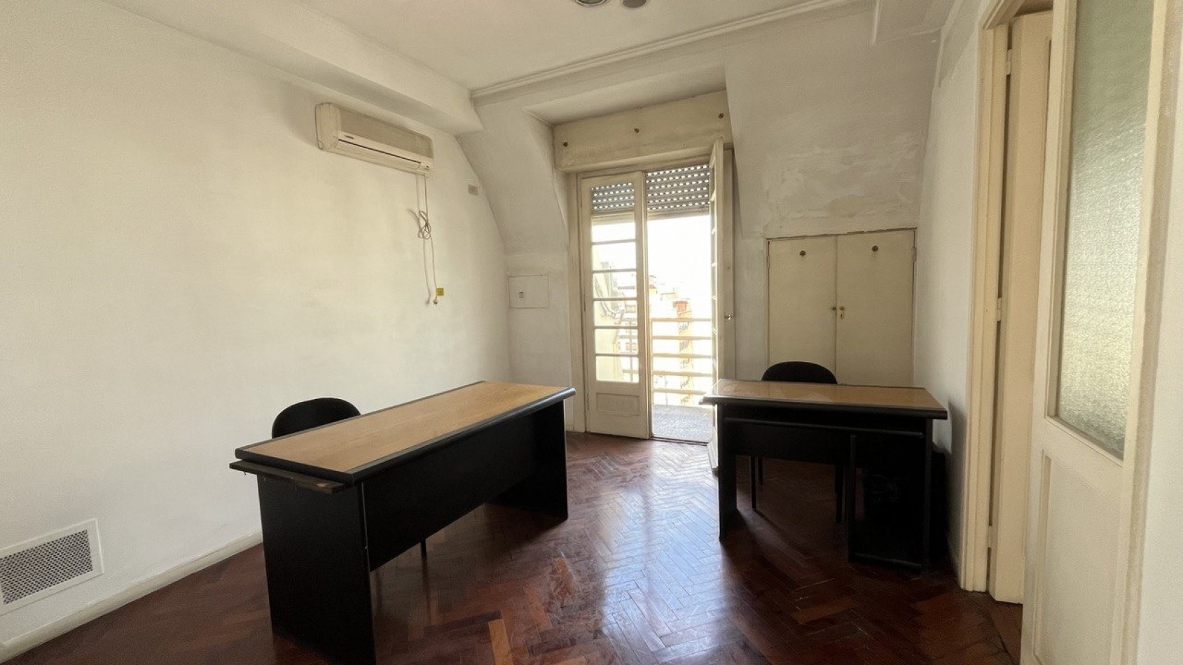 DEPARTAMENTO 4 AMBIENTES EN AV BELGRANO APTO PROFESIONAL - APTO CREDITO