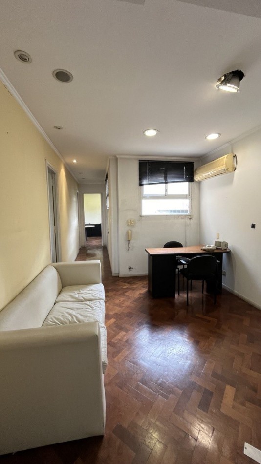 DEPARTAMENTO 4 AMBIENTES EN AV BELGRANO APTO PROFESIONAL - APTO CREDITO